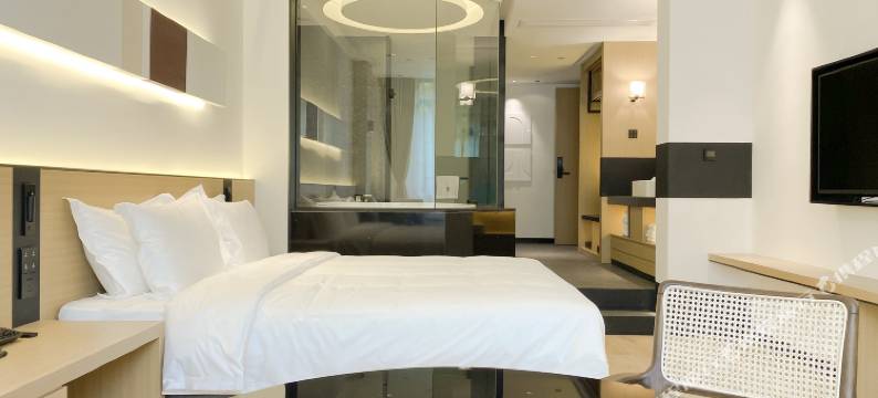 SFEEL设计师酒店(成都浣花溪公园店)图片