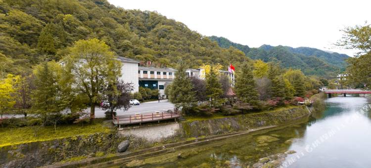 光雾山桃园大酒店图片