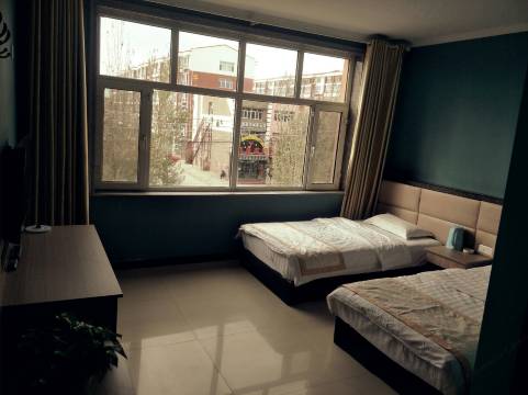 商都君豪快捷宾馆