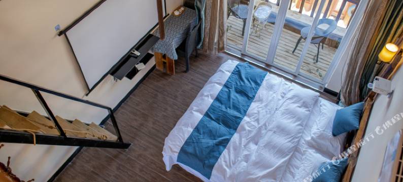 丽江束河古镇德合丰客栈图片