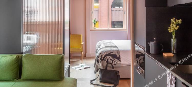 曼城惠特沃思洛克(Whitworth Locke)图片