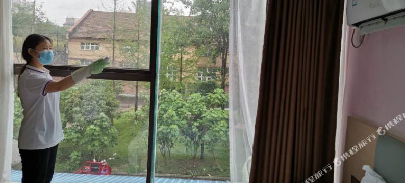 成都金麟快捷酒店(理工大地铁站店)图片