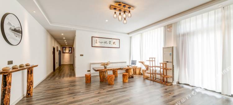 花筑·悦山居民宿(华山景区游客中心店)图片