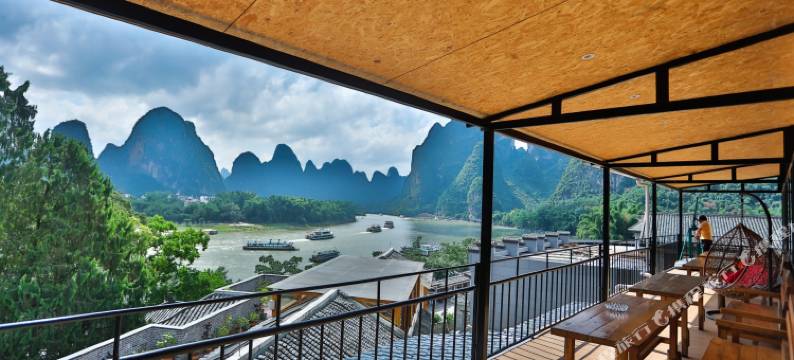 漓隐江景美宿(阳朔兴坪古镇二十元背景风景区店)图片