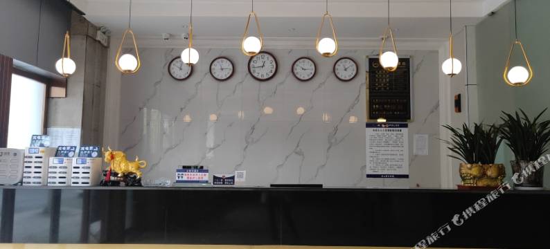 龙山峰林大酒店图片