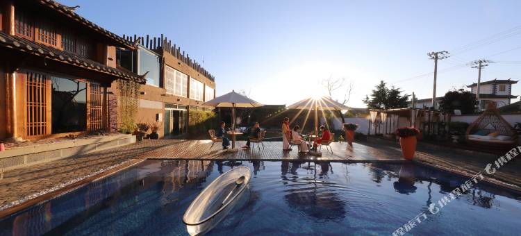 玉龙原野趣民宿图片