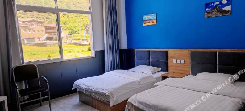 雅江途乐假日酒店图片