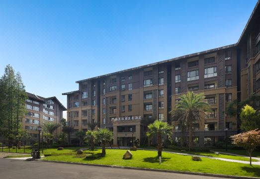 Nanxing holiday hotel (Mount Emei tourist center, Emeishan high-speed railway station) Hotel Overview