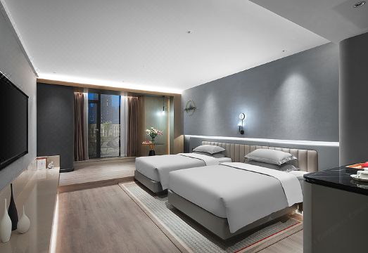 Yishang Oriental Hotel (Wanda Plaza Aoti Center Store) Hotel Overview