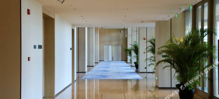 遵化金融街古泉皇冠假日酒店图片