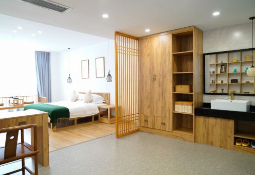 Chengdu Sihe Homestay Hotel Overview