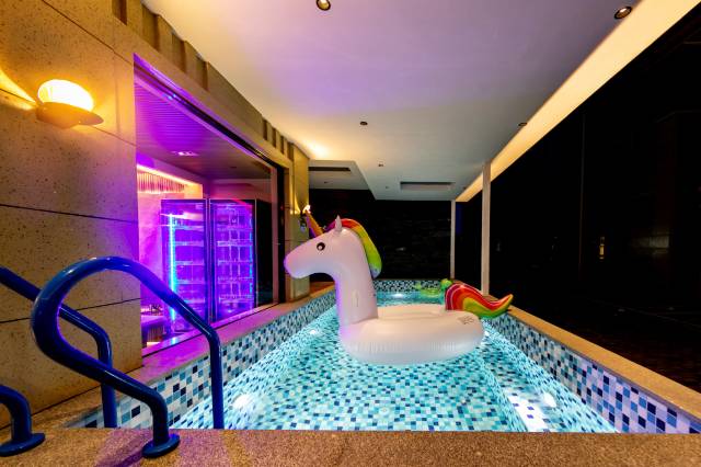 宿说·泳池HolidayVilla·轻奢度假美宿(观音法界店)图片