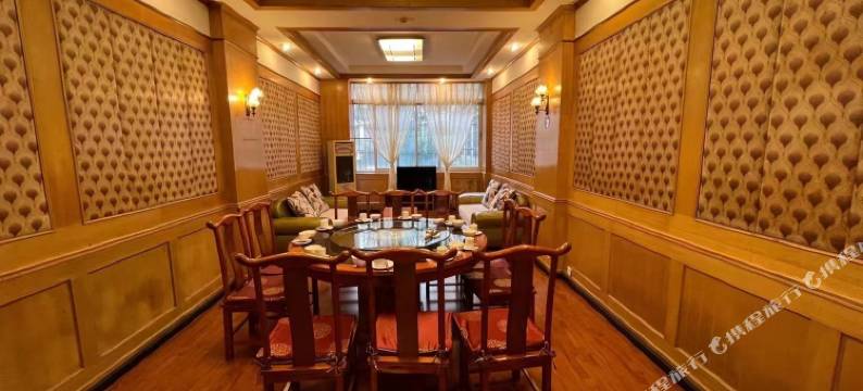 罗平鑫源宾馆图片