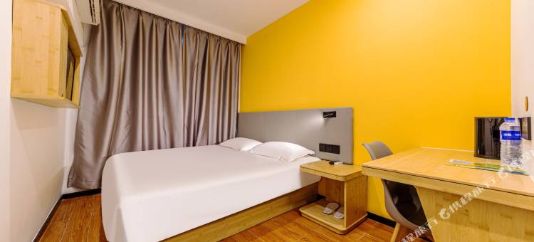 布丁严选酒店(上海龙阳路地铁站新国际博览中心店)图片