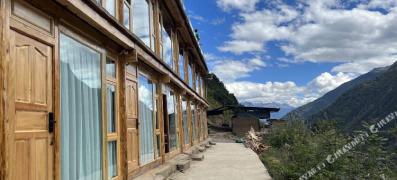 德钦雨崩梅里观景客栈图片