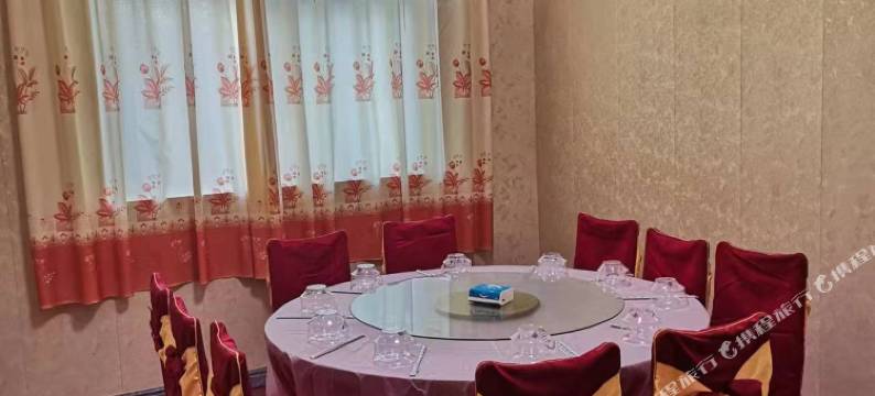 太白黄柏塬勇强川菜民宿图片