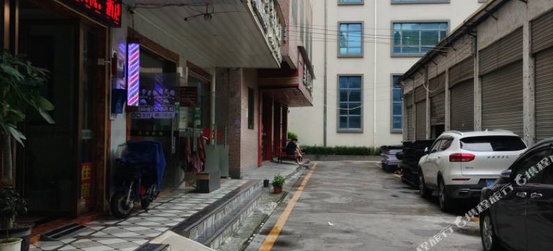 7夕连锁美宿(广州花都清布地铁站店)图片