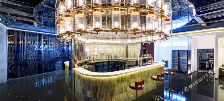 ZMAX 满兮.江景度假酒店(景洪告庄西双景星光夜市店)图片