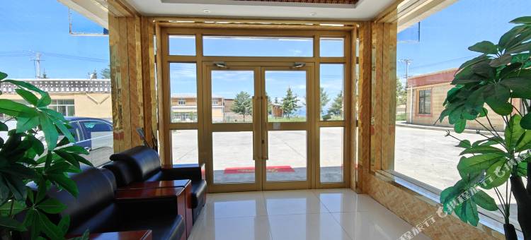 青海湖蓝宝石圣湖民宿图片