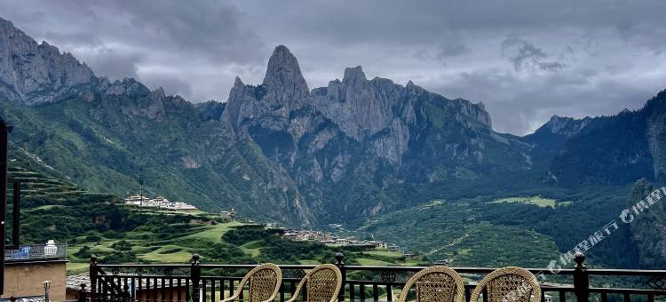 迭部扎尕那藏家一号民宿图片