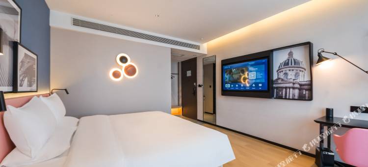 柏纳S酒店(喀什行政审批局小亚郎湿地公园店)图片