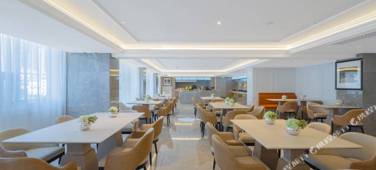 维也纳国际酒店(凉山会东彩虹桥店)图片