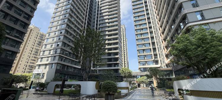 心房·loft影院公寓酒店(朝阳西湖万达大悦城店)图片