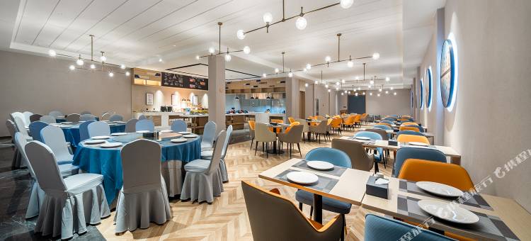 凯里亚德酒店(开封清明上河园鼓楼夜市店)图片