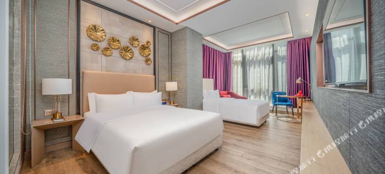 艾扉酒店(海口骑楼老街日月广场免税店)图片