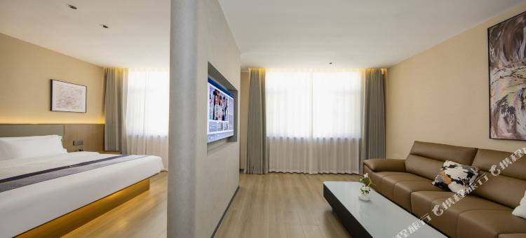 艾扉酒店(松江河镇长白山西高铁站店)图片