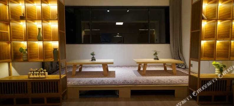 青山如是青旅民宿(桂林站象山景区店)图片