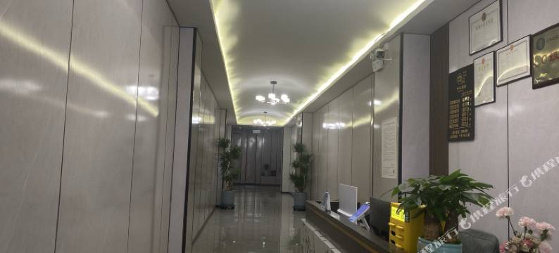 盘州海红酒店(兴凯花园店)图片