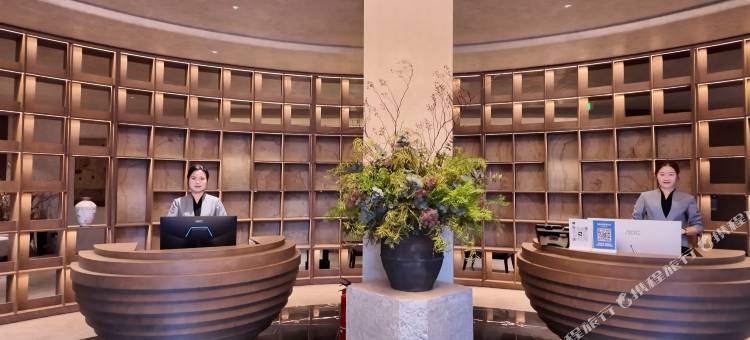 雲诗邸花园酒店(盈江国际翡翠城店)图片