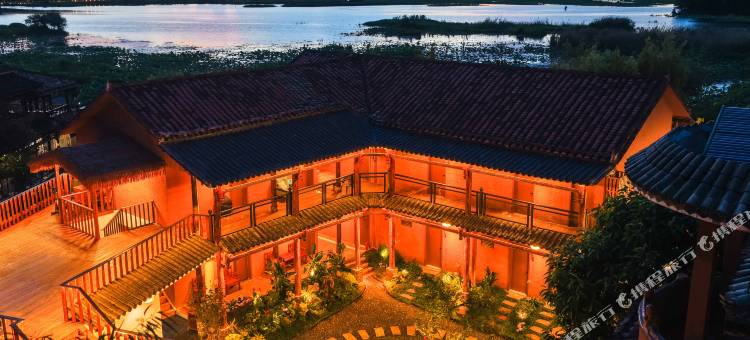 普者黑夏沫莲香湖景民宿(普者黑仙人洞店)图片