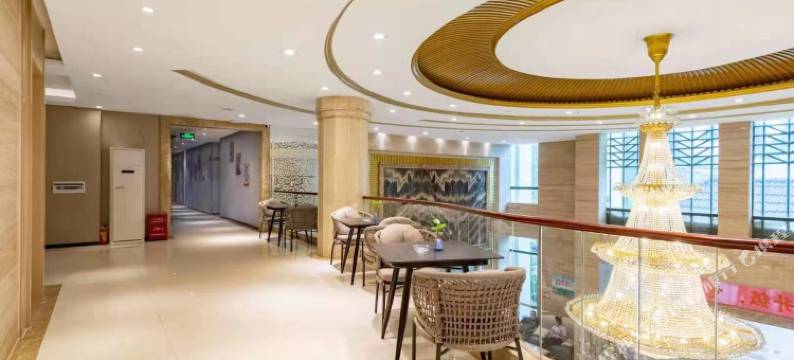 骏福连锁酒店(佛山南海体育中心狮山广场店)图片