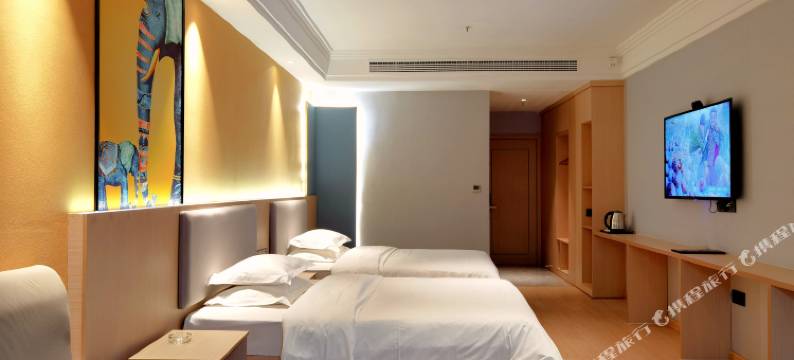 假日大酒店(新化火车站店)图片