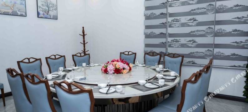 国悦假日酒店(齐河欧乐堡店)图片