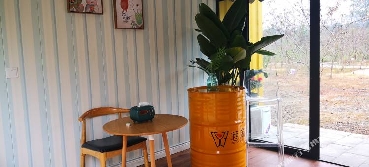 七彩玫瑰庄园图片