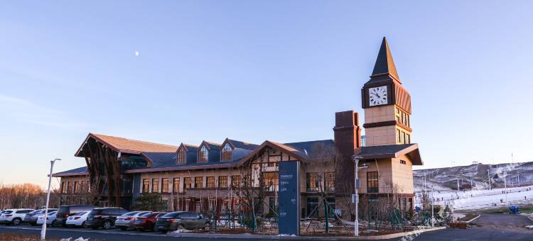 乌兰察布日光草原大河湾度假酒店图片