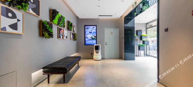 艺龙万国酒店(锦州火车站上海路店)图片