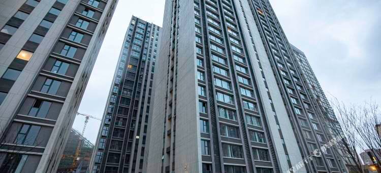 漫宿·影院公寓(龙湖星图恐龙园店)图片