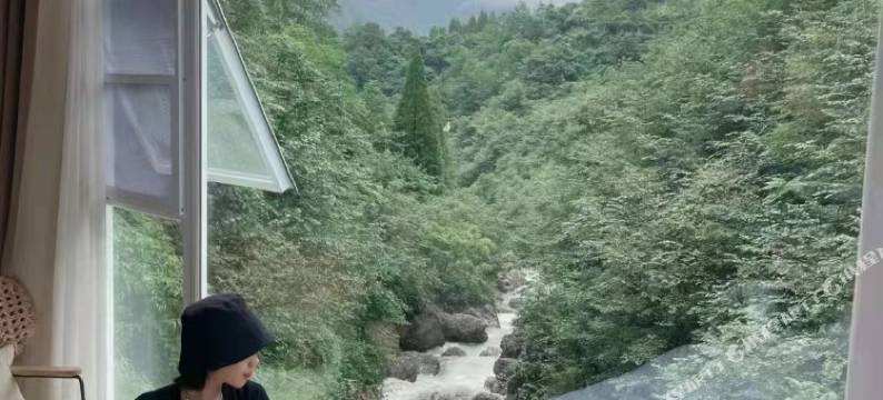 青城山雅上一宿酒店 · Yepsun Villa (都江堰青城后山泰安古镇店)图片