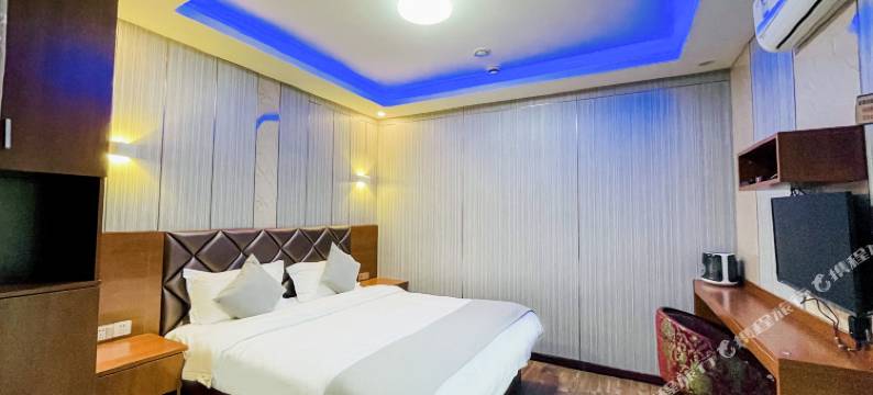 鑫奥酒店(重庆九滨路九龙外滩店)图片