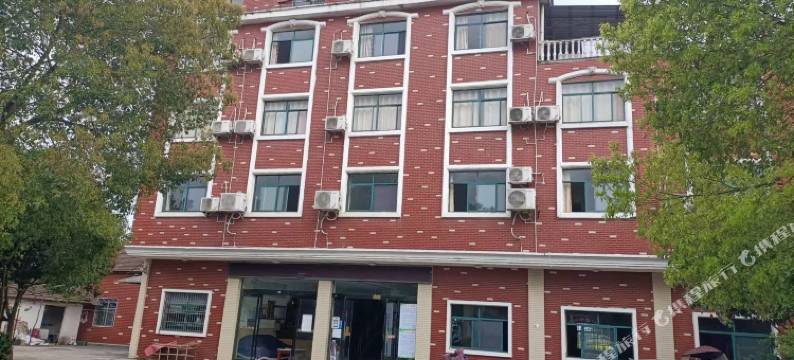 公安伍婆鸡馆图片