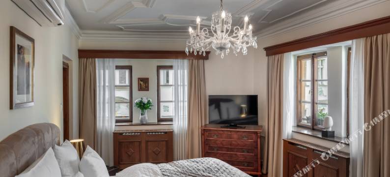 奥瑞斯酒店 由阿德雷兹生活(Hotel Aurus by Adrez)图片