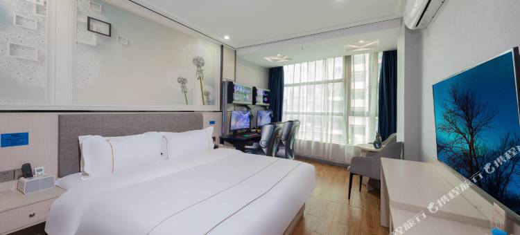 荣耀电竞酒店(长安轻轨站店)图片