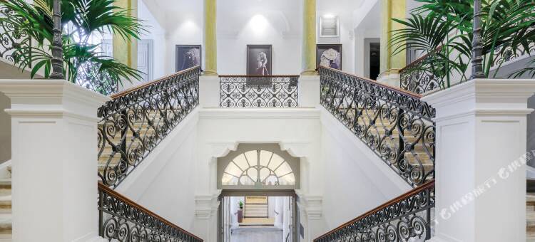 尼姆阿伦内精选城市公寓酒店(Appart'City Collection Nîmes Arènes)图片