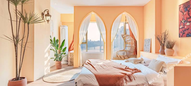 谢小姐的家江景民宿(解放碑步行街洪崖洞店)图片