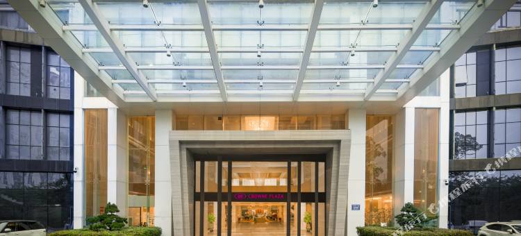 深圳龙岗珠江皇冠假日酒店图片