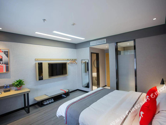 尚客优酒店(平泉中心广场店)